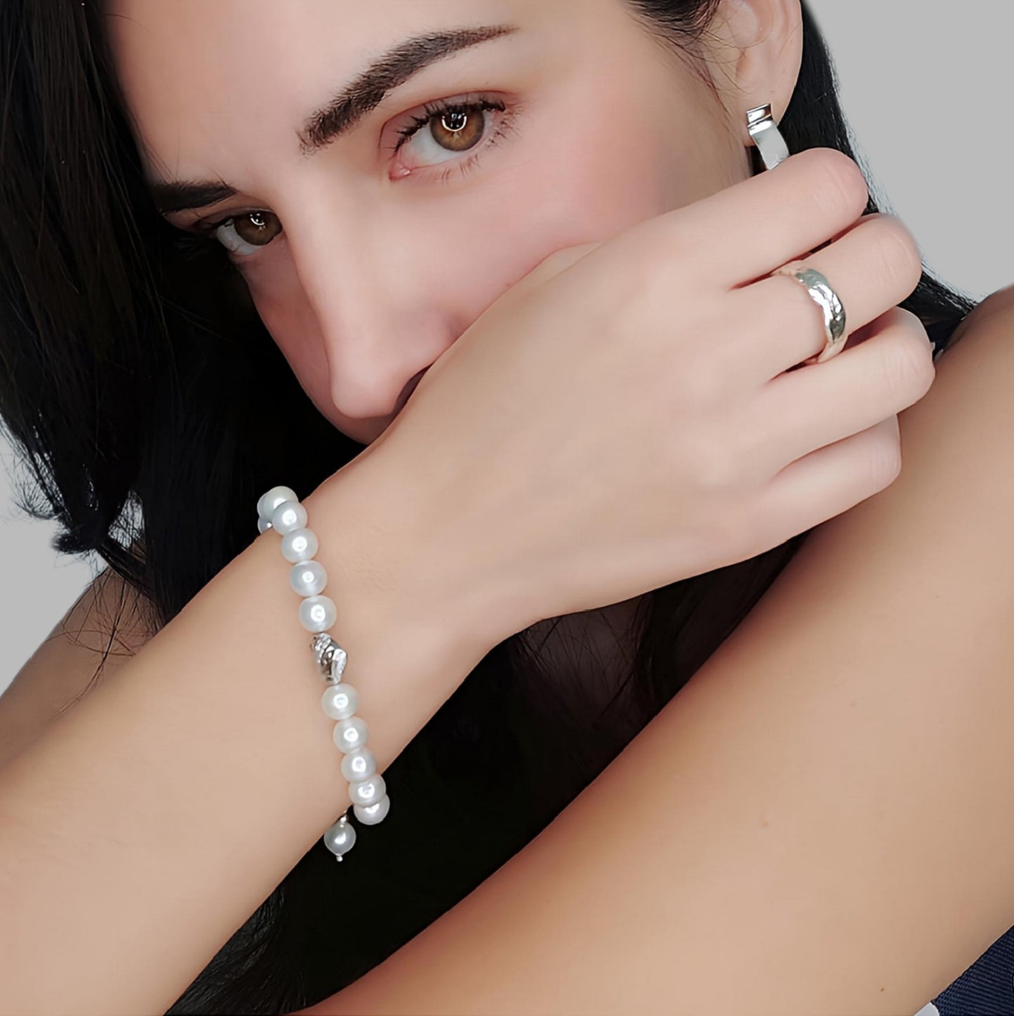 ST68 - Bracciale in argento con perle naturali d'acqua dolce e zirconi
