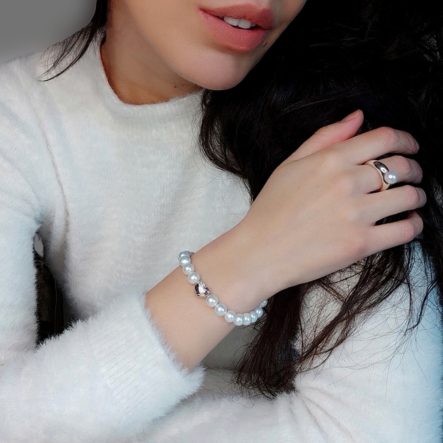 ST68 - Bracciale in argento con perle naturali d'acqua dolce e zirconi