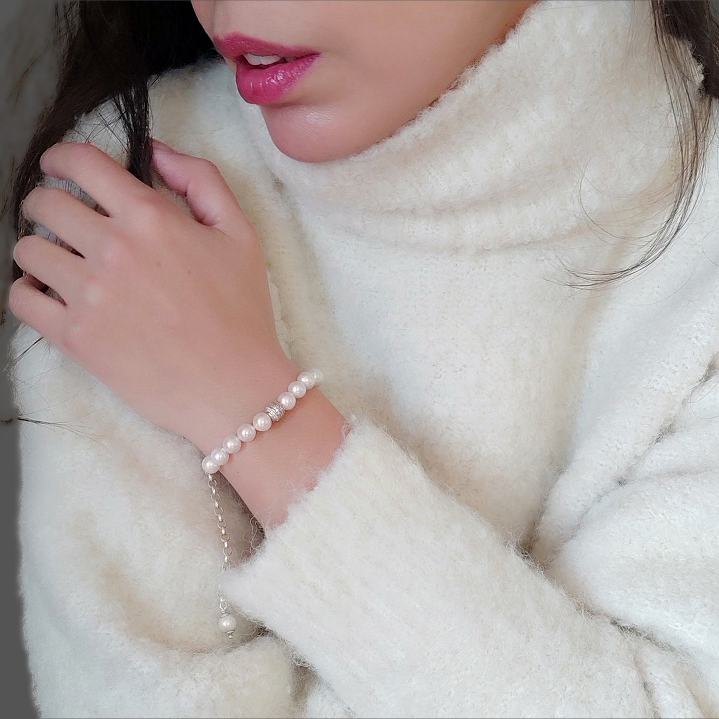 ST80 - Bracciale di perle in argento 925 e zirconi