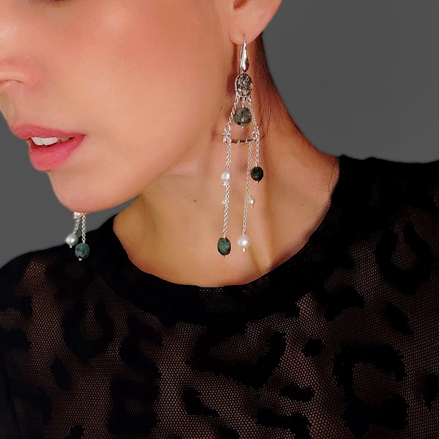 ST50 - Orecchini in argento 925 con pietre in smeraldo e rubini zoisite sfaccettati