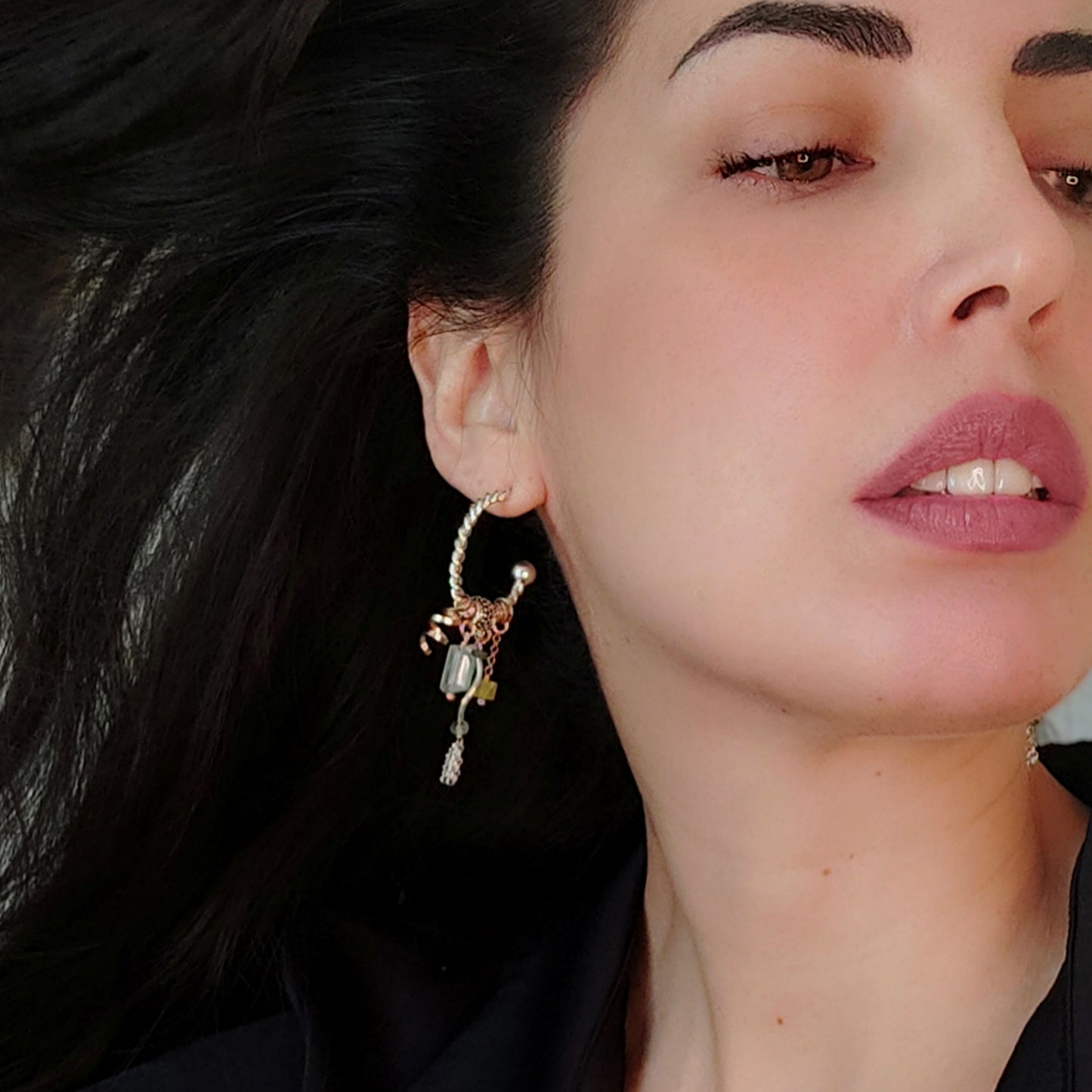 ST14 - Orecchini a cerchio in argento e acquamarina