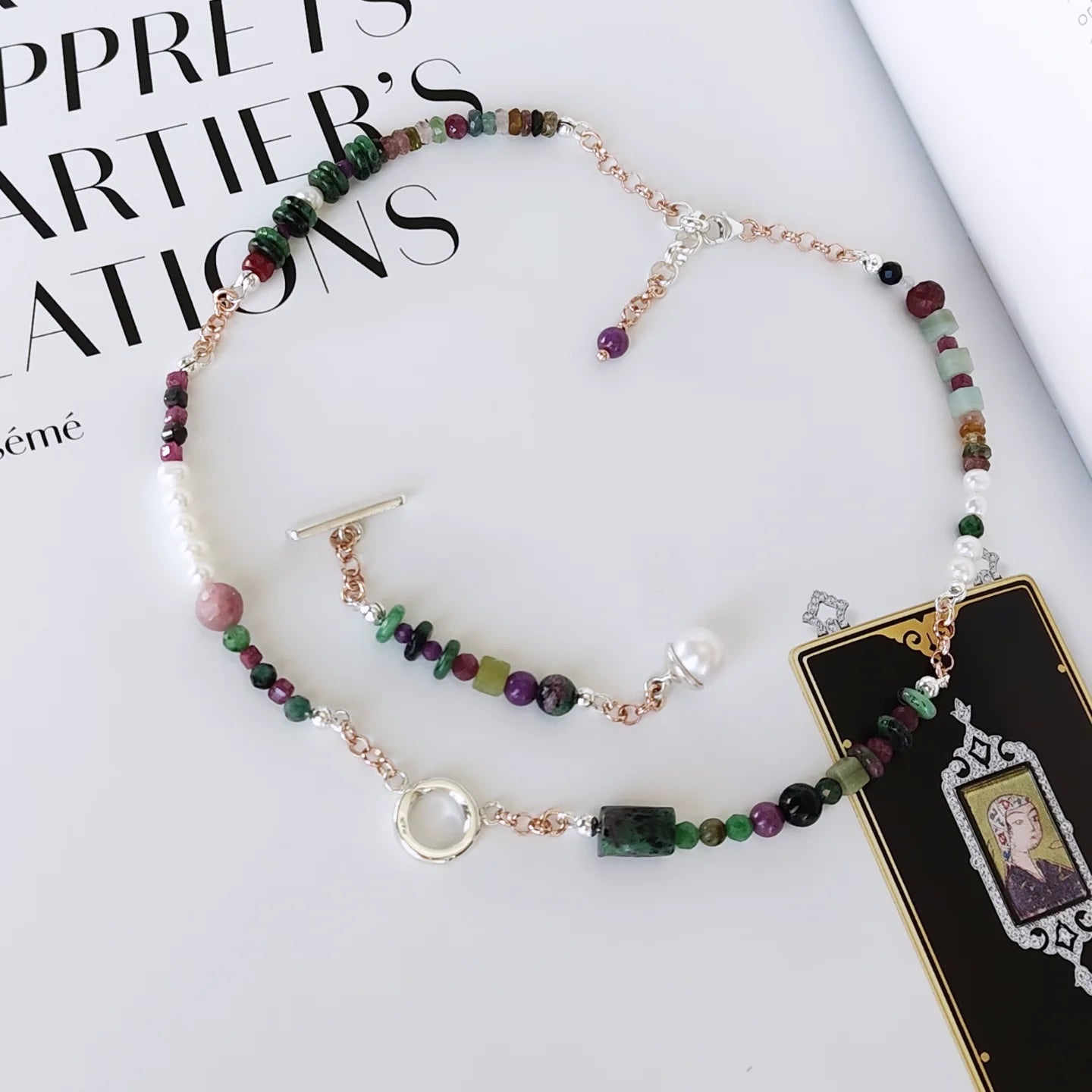 ST001 - Collana di pietre naturali