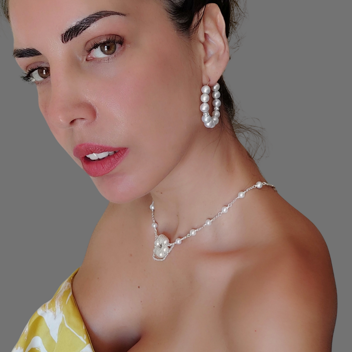 ST48 - Orecchini in argento con perle naturali d'acqua dolce