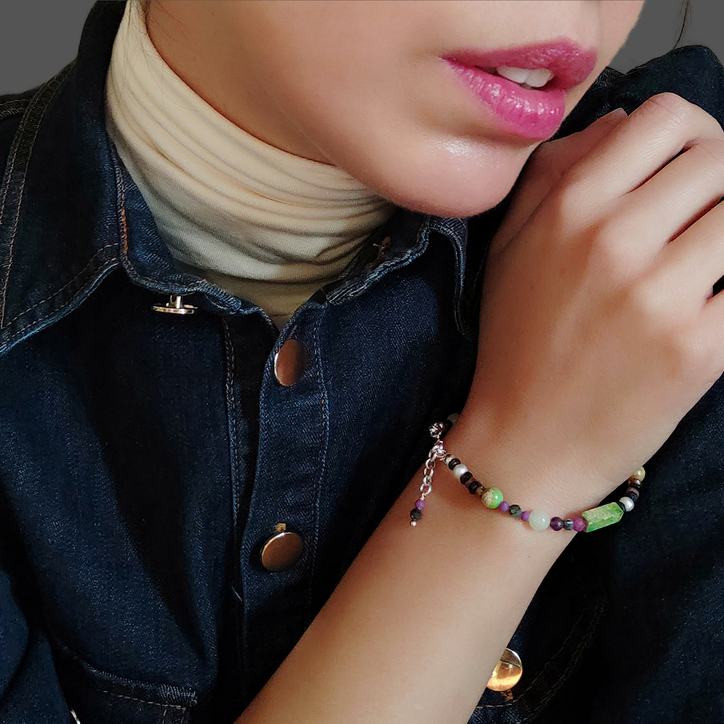 ST30 - Bracciale in argento 925 con pietre naturali