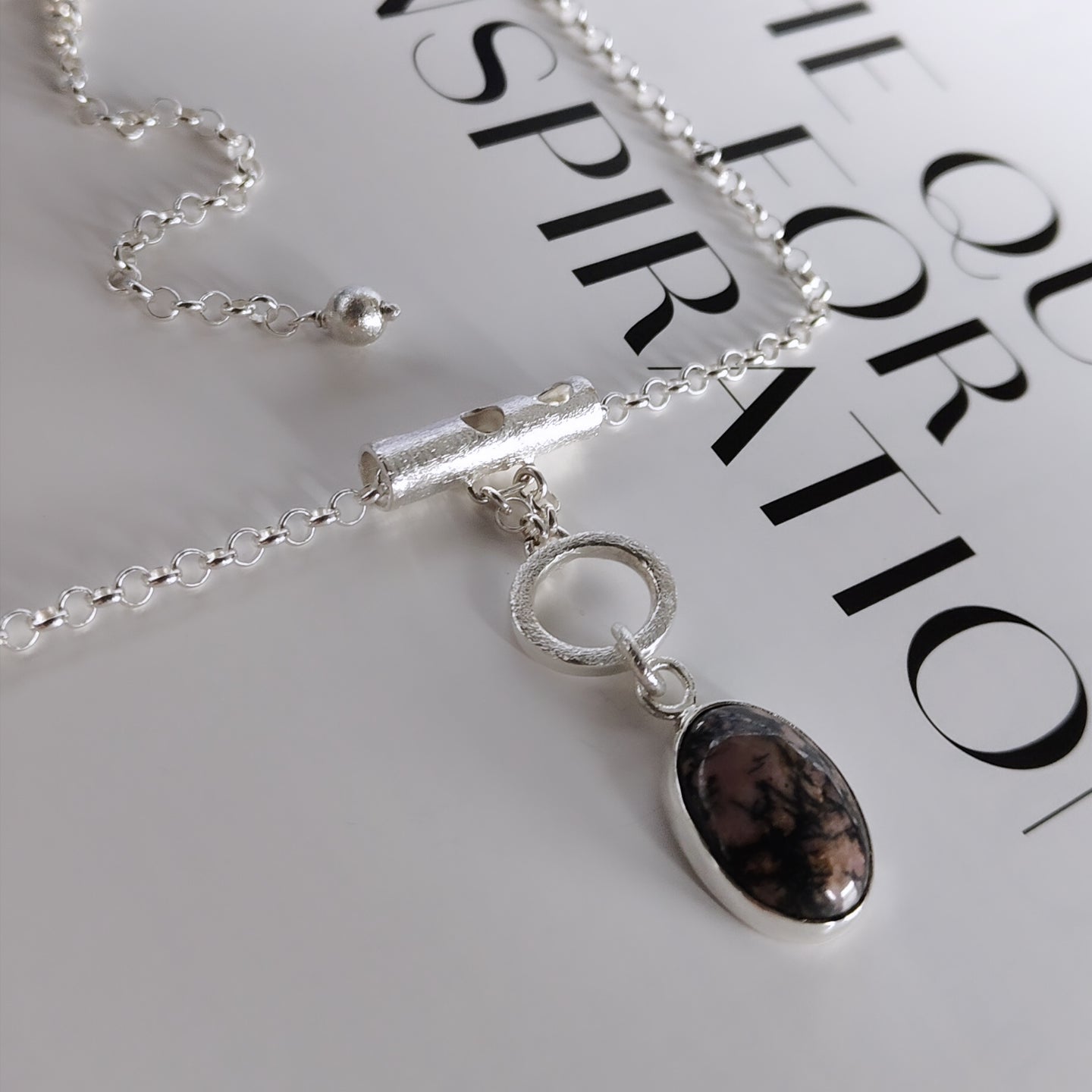 ST16 - Collana in argento 925 e rodonite