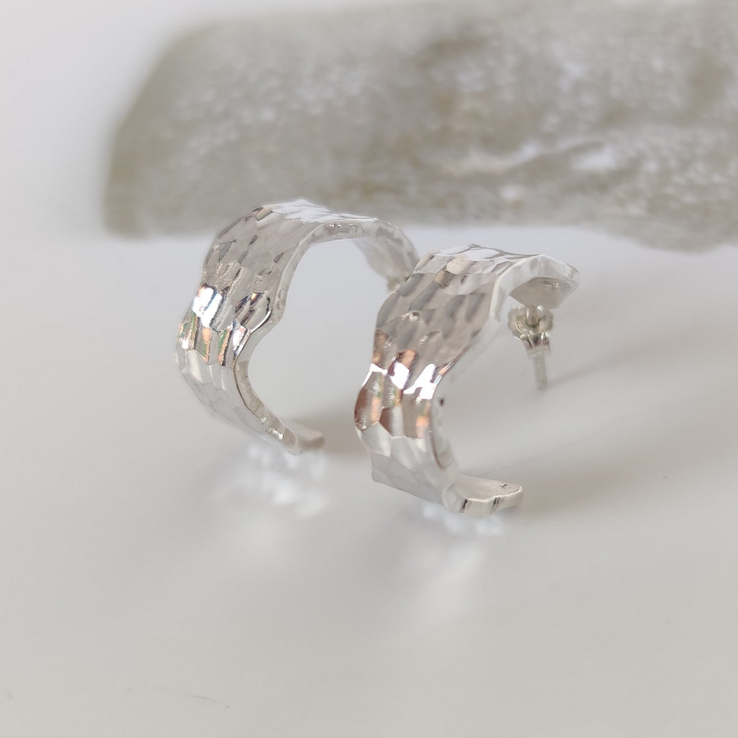 ST11 - Orecchini in argento 925 martellato