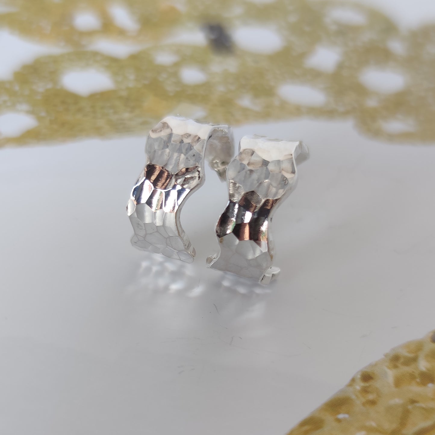 ST11 - Orecchini in argento 925 martellato