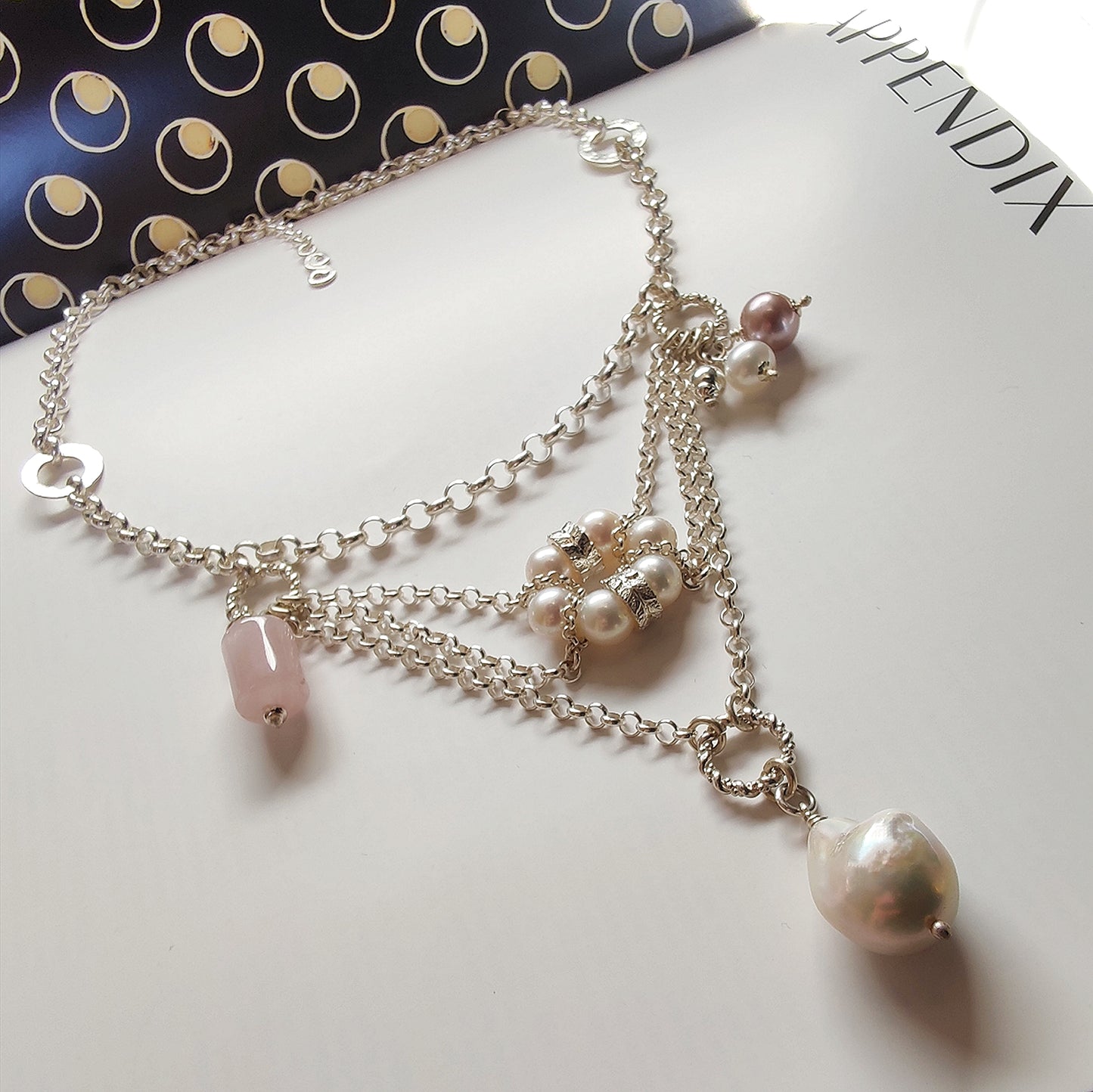 ST71 - Collana in argento con pietre e perle naturali