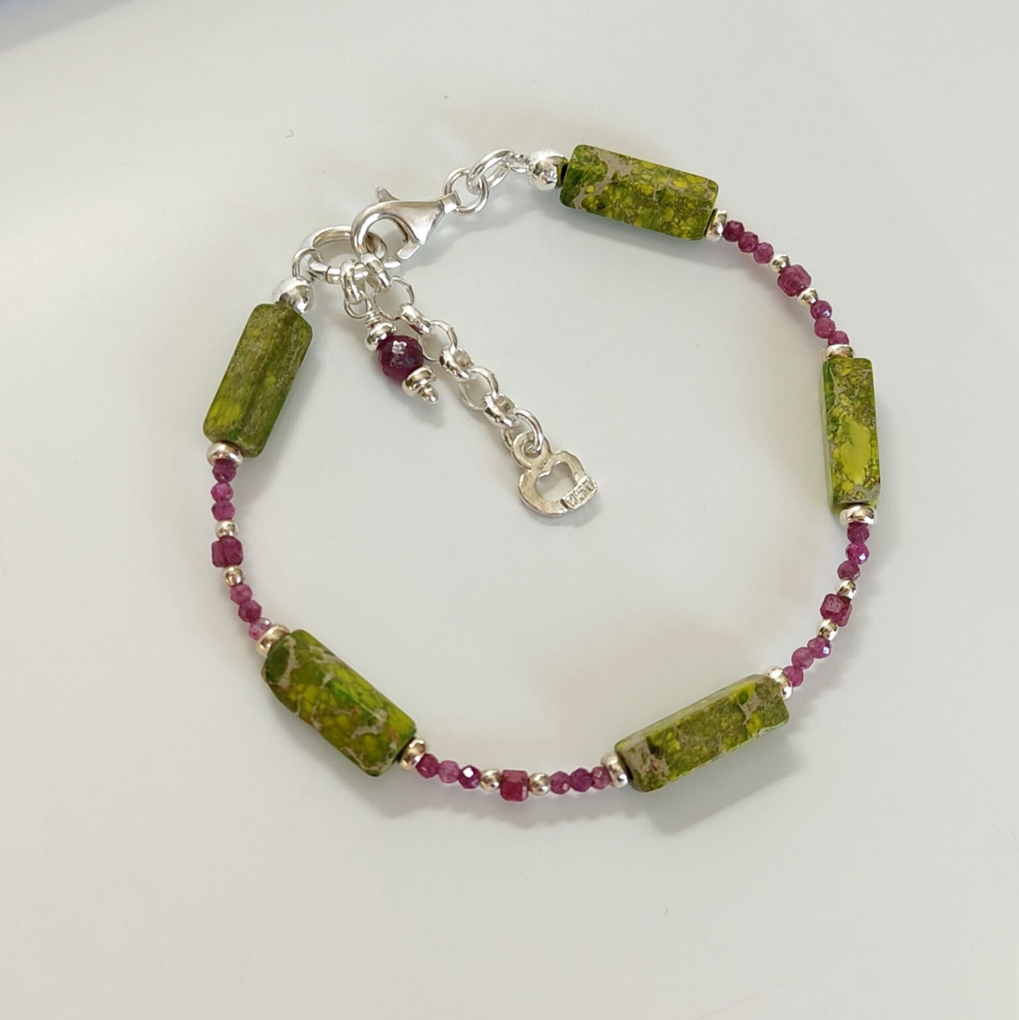 ST28 - Bracciale in argento 925 e pietre naturali