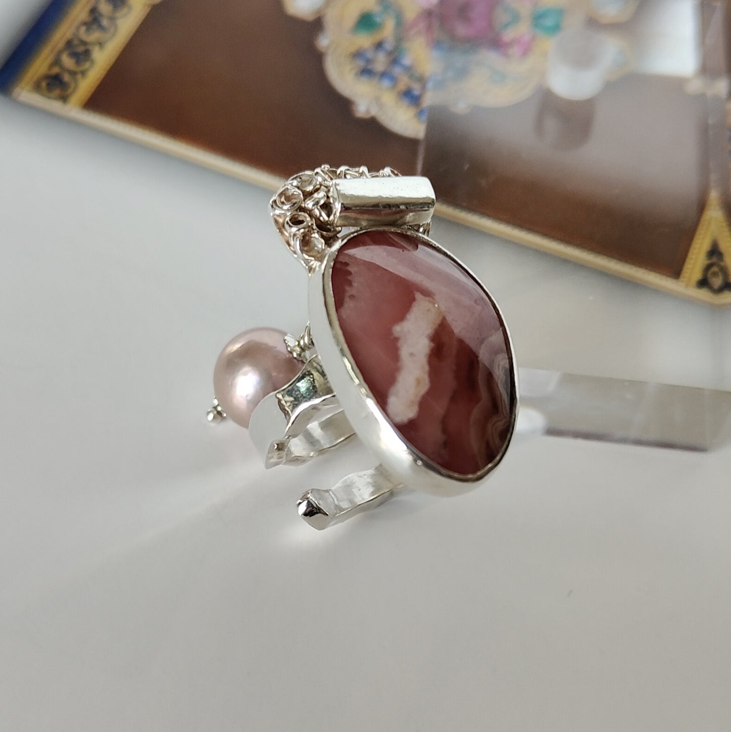 ST49 - Anello in argento 925 con rodocrosite e perla naturale d'acqua dolce