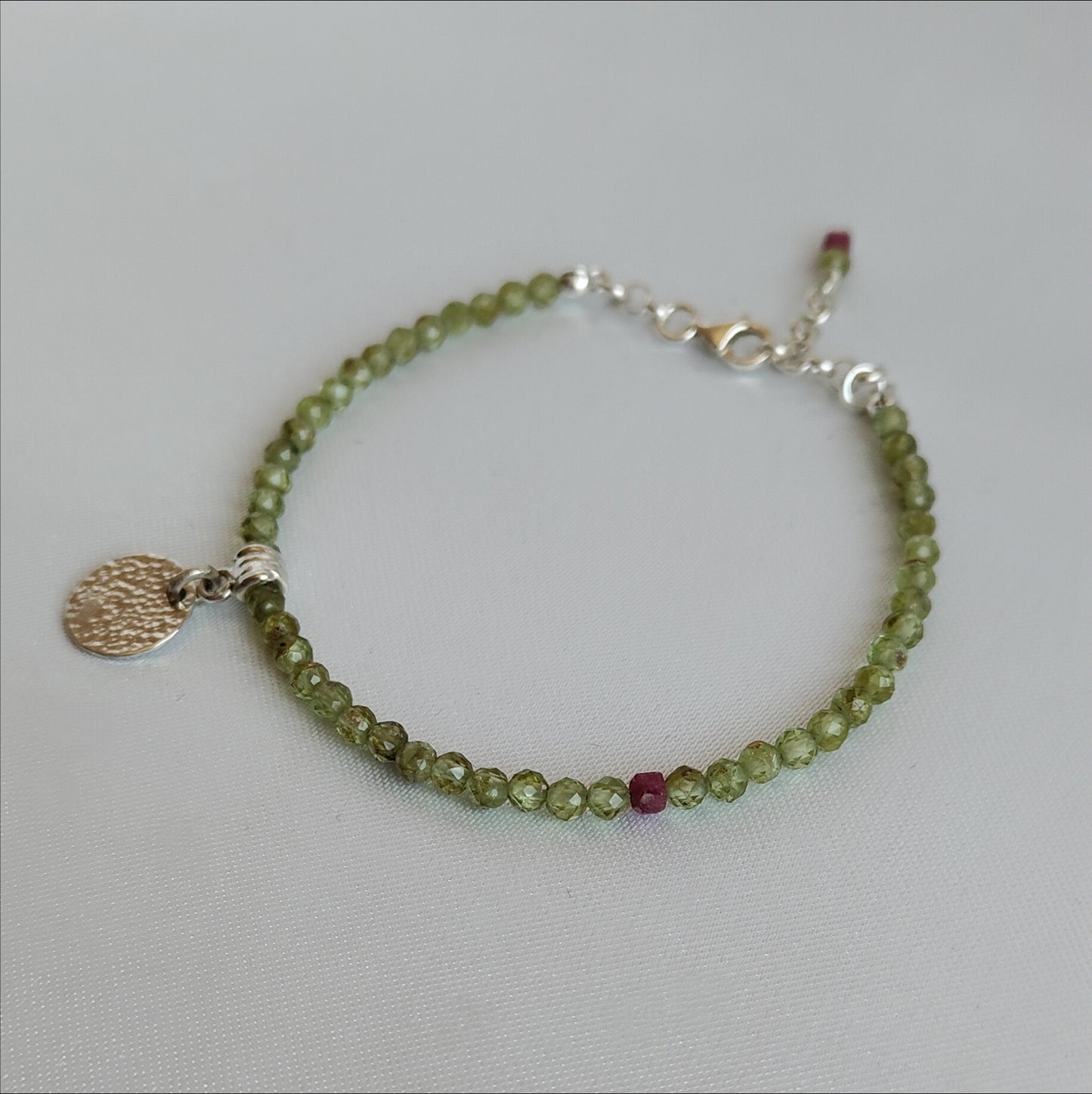 ST - 18 Bracciale in Argento 925 con Peridoto