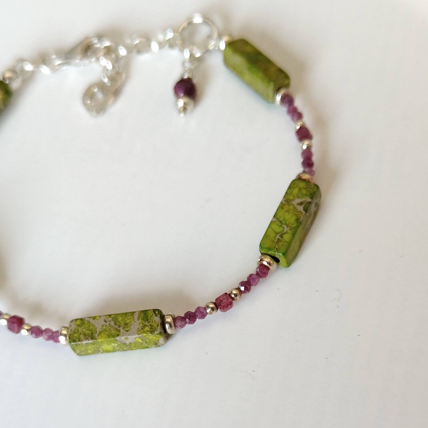 ST28 - Bracciale in argento 925 e pietre naturali