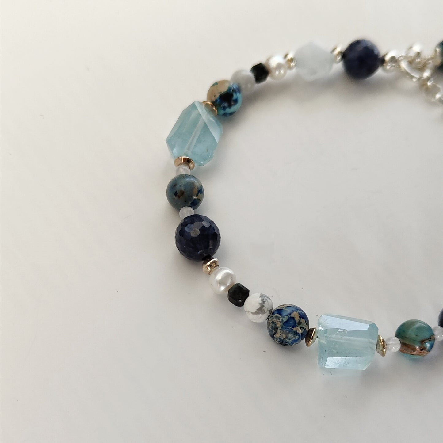 ST33 - Bracciale in argento 925 con pietre naturali