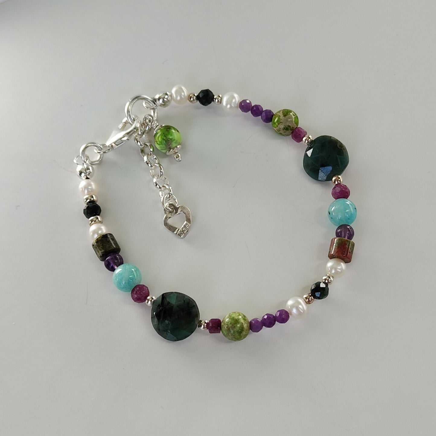 ST29 - Bracciale in argento 925 con pietre naturali