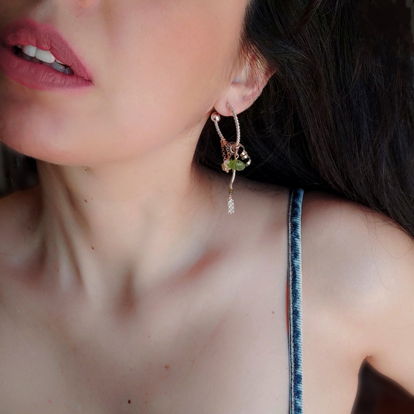 ST13 - Orecchini a cerchio in argento e peridoto