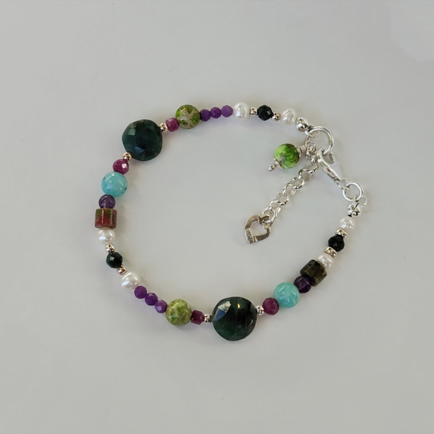 ST29 - Bracciale in argento 925 con pietre naturali