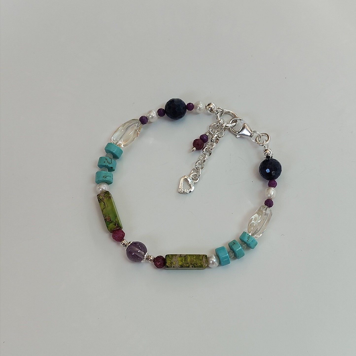 ST32 - Bracciale in argento 925 con pietre naturali