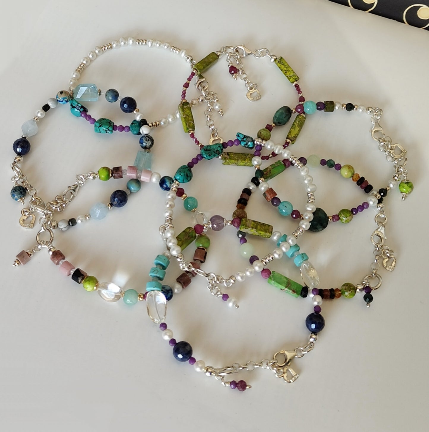 ST30 - Bracciale in argento 925 con pietre naturali