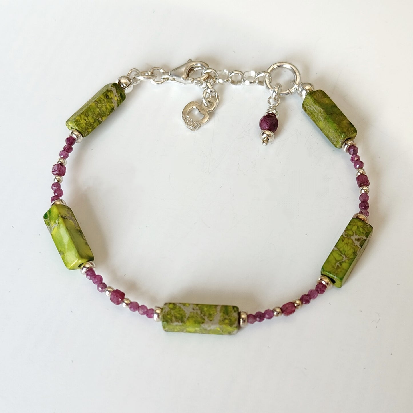 ST28 - Bracciale in argento 925 e pietre naturali