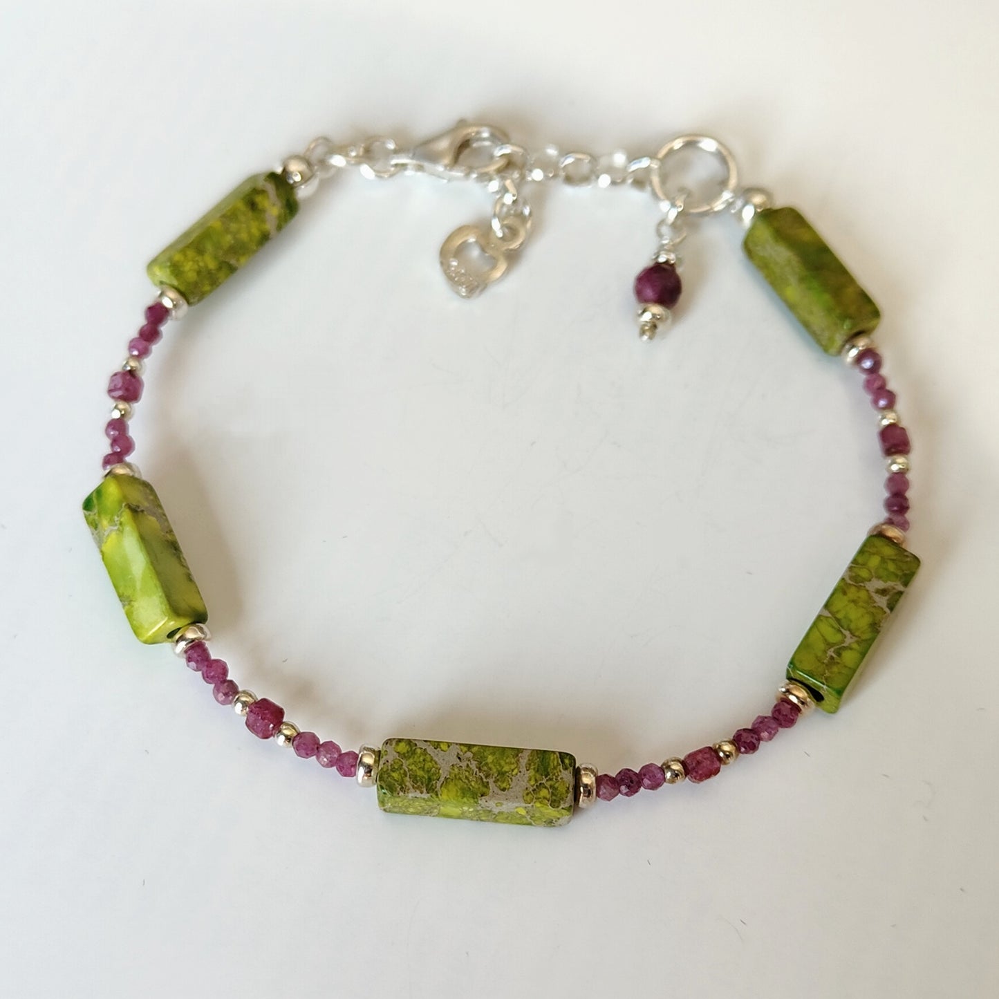 ST28 - Bracciale in argento 925 e pietre naturali