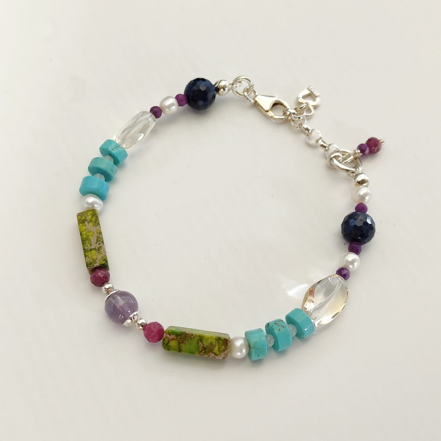 ST32 - Bracciale in argento 925 con pietre naturali