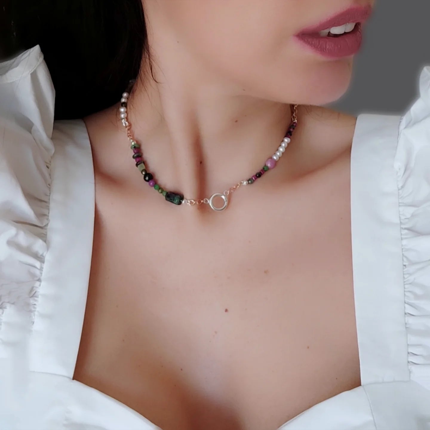 ST001 - Collana di pietre naturali