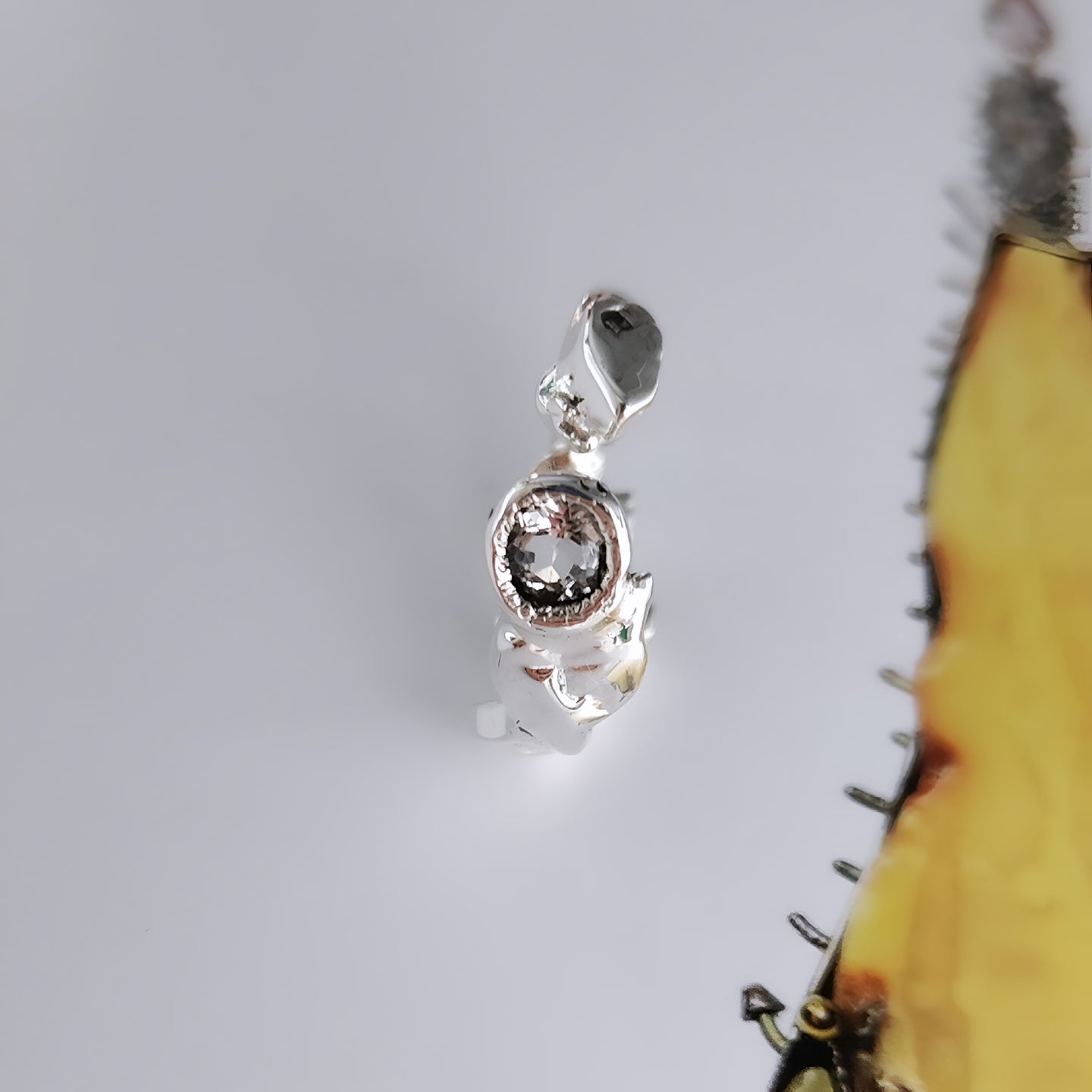 ST018 - Anello in argento 925 e quarzo cristallo