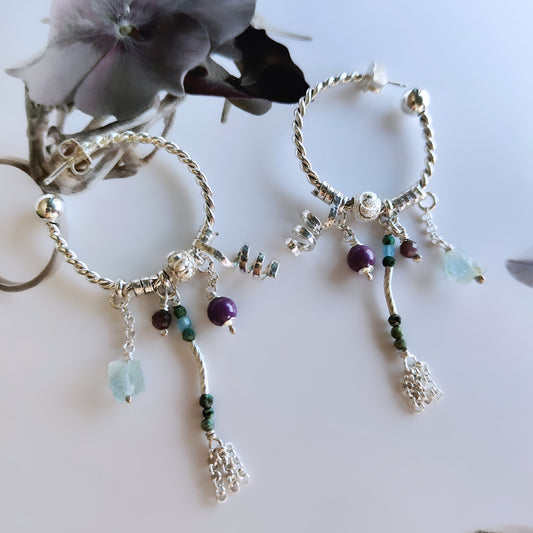 ST024 - Orecchini cerchio intrecciato con acquamarina, lepidolite e turchese africano
