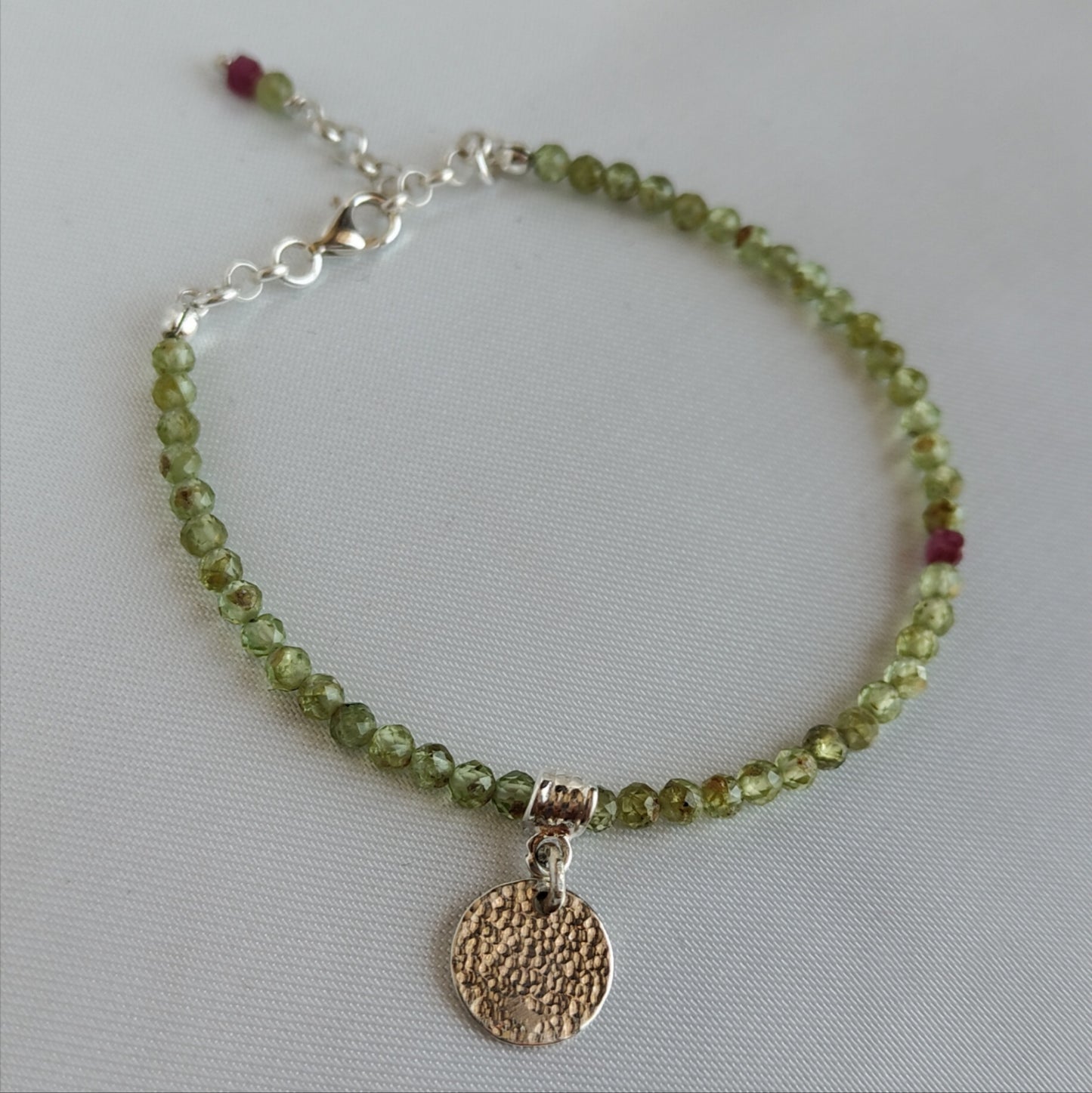 ST - 18 Bracciale in Argento 925 con Peridoto