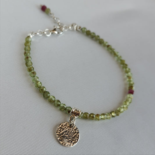 ST - 18 Bracciale in Argento 925 con Peridoto