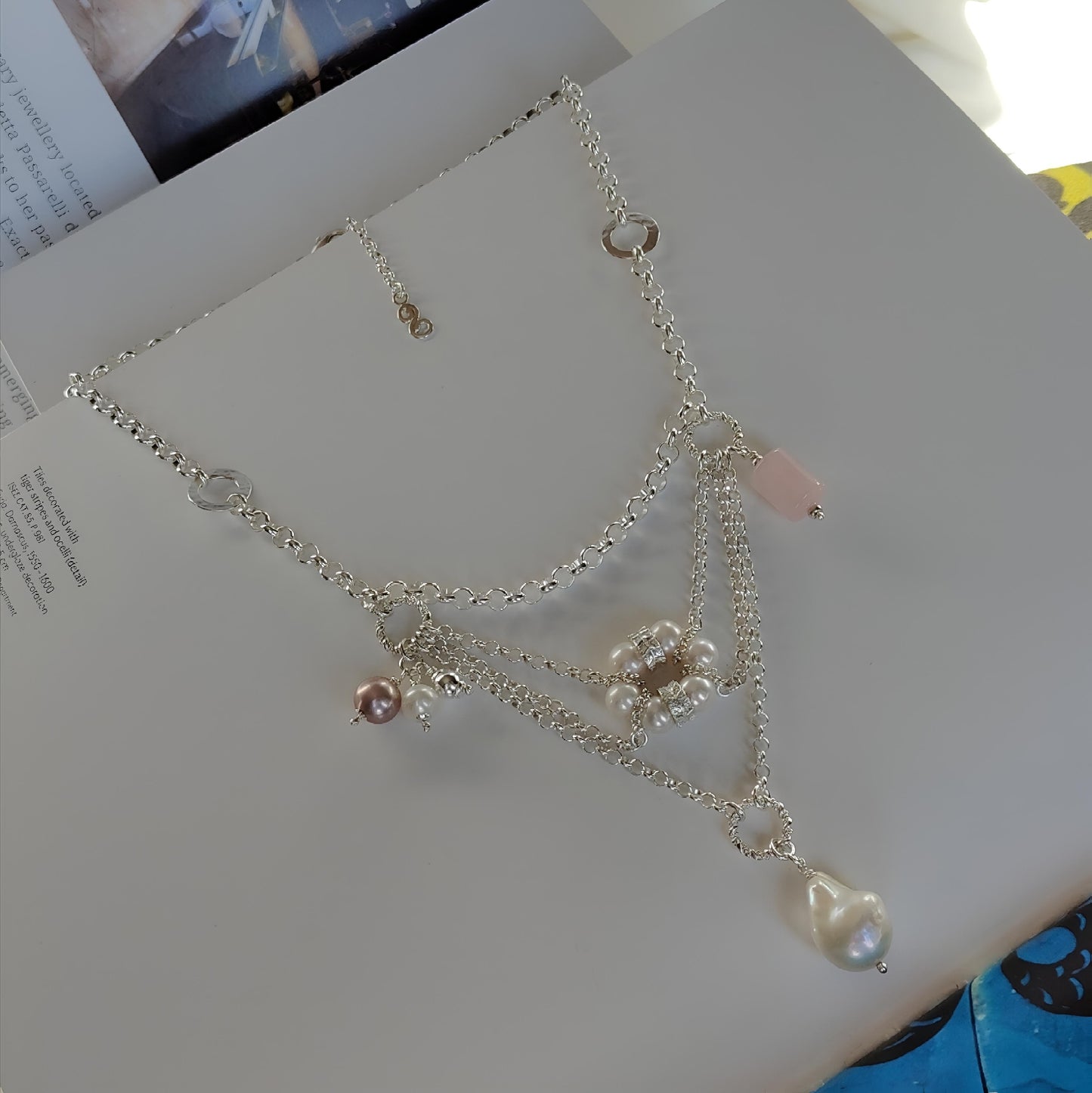 ST71 - Collana in argento con pietre e perle naturali