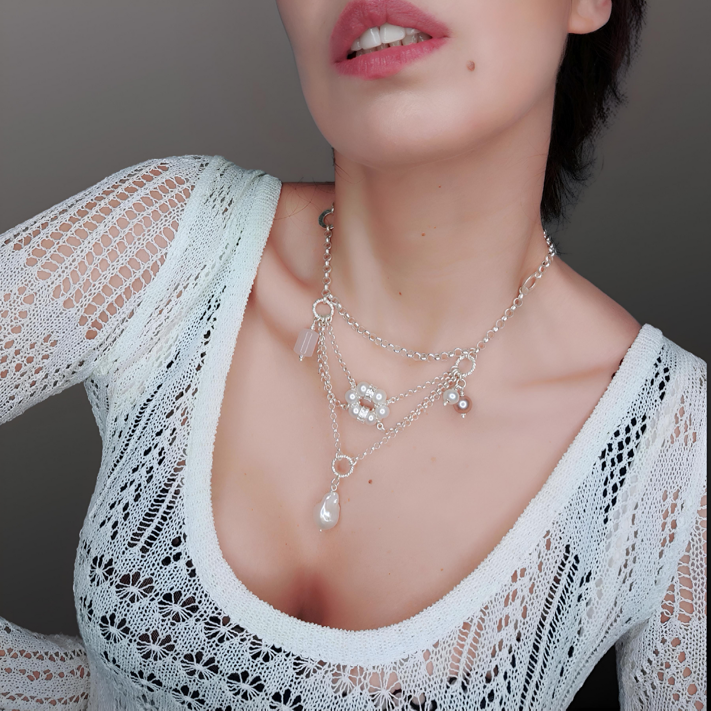 ST71 - Collana in argento con pietre e perle naturali