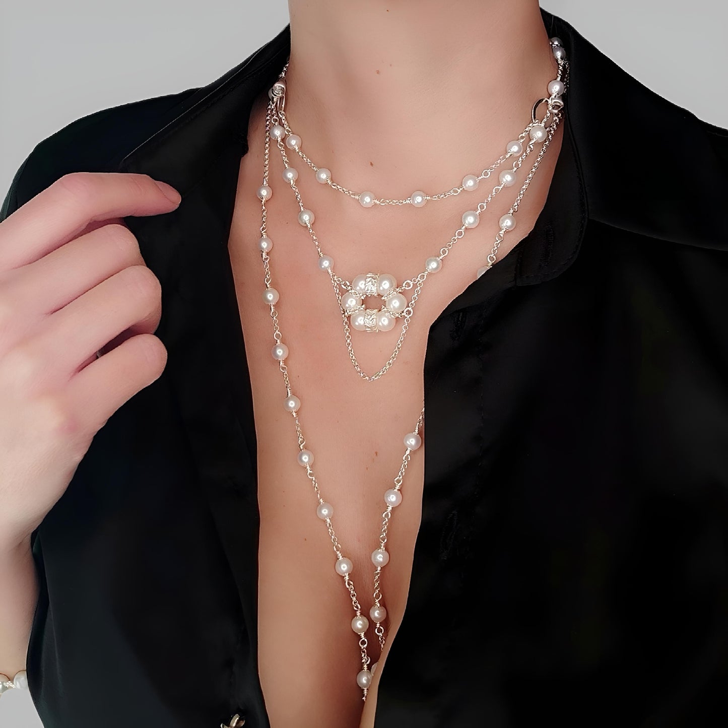 ST30 - Modular necklace in 925 silver with natural freshwater pearls.