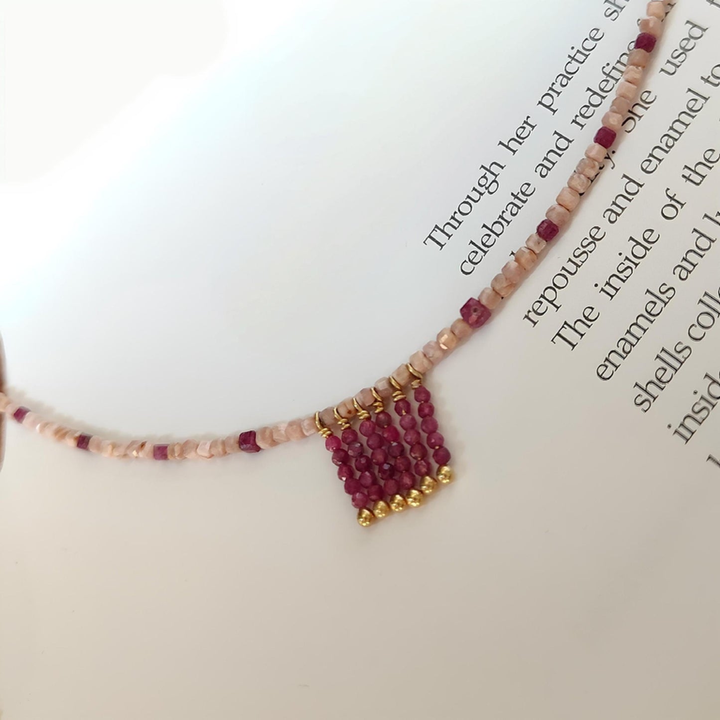 MST035 - Collana Rodocrosite e Rubini – Argento Placcato Oro