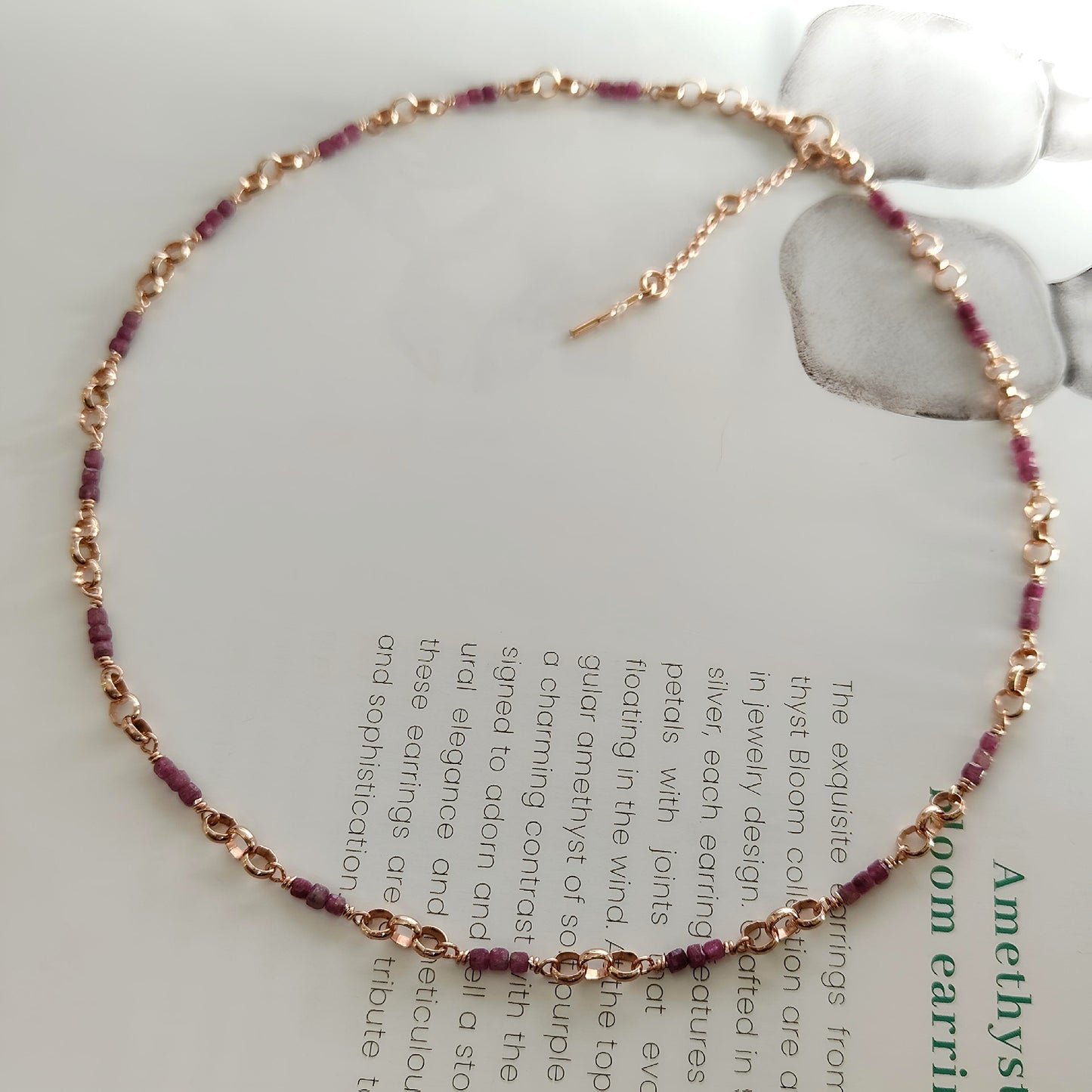 ST011 - Choker in Argento 925 Placcato Oro Rosa con Rubini Cubici Naturali