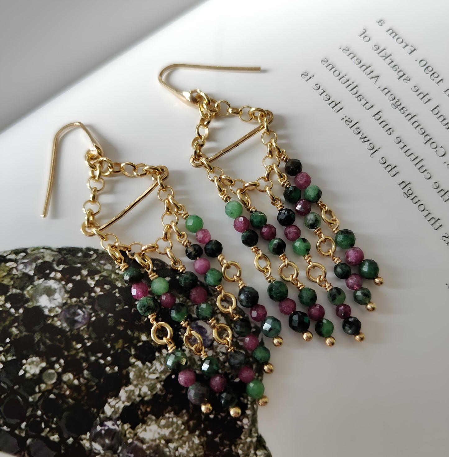 ST016 - Orecchini Pendenti Argento 925 Dorato – Rubino Zoisite Smeraldo Sfaccettati